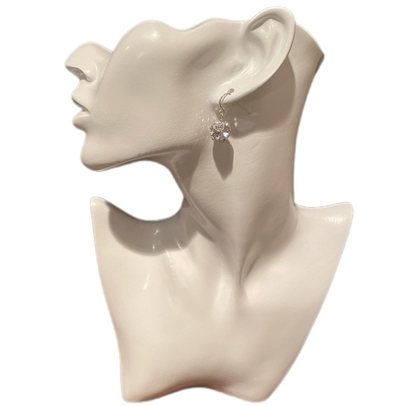 Sterling Silver crystal Earrings - Picture 4 of 6